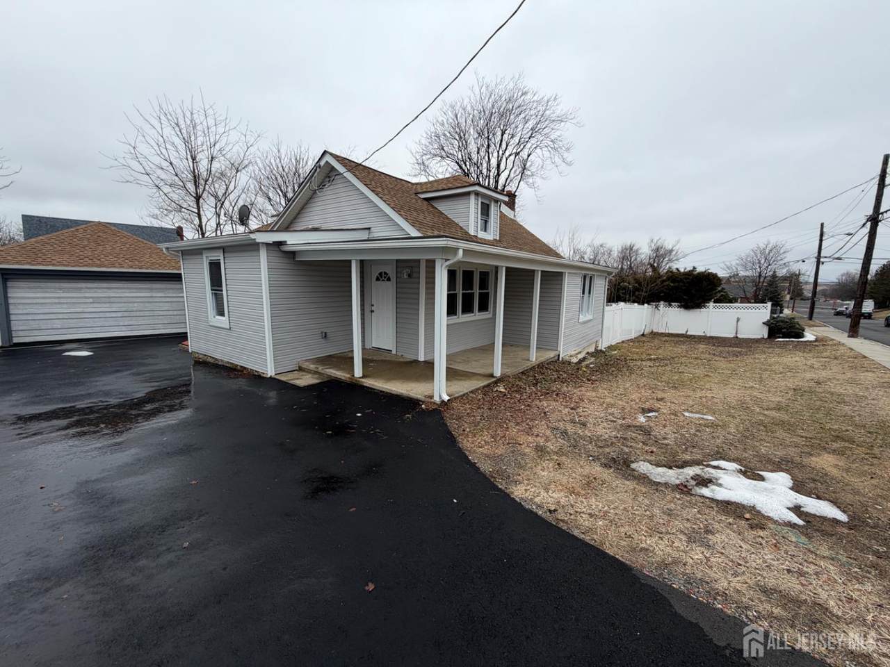 37 Quaid Street - Photo 1