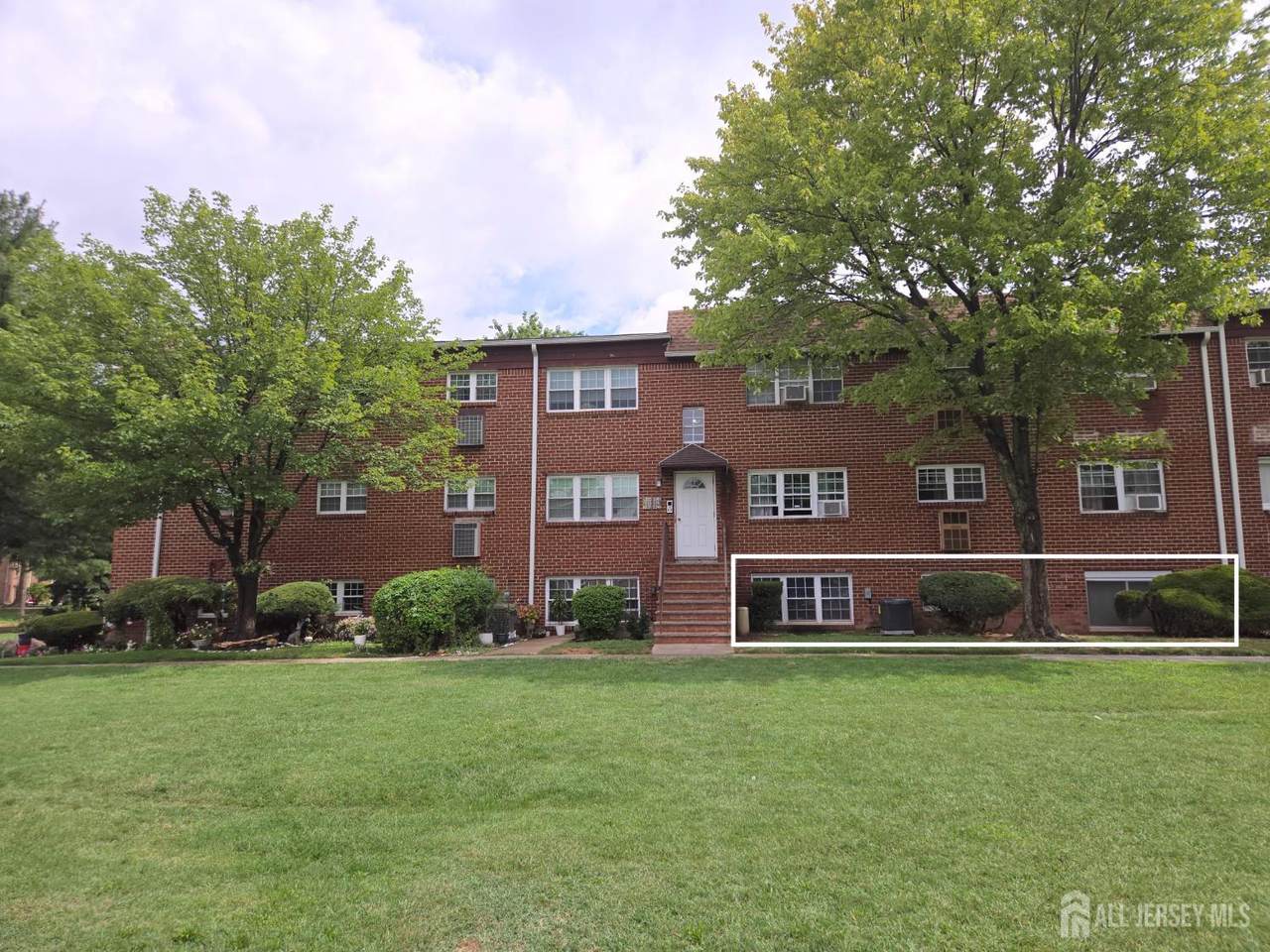 334 College Drive - Photo 1