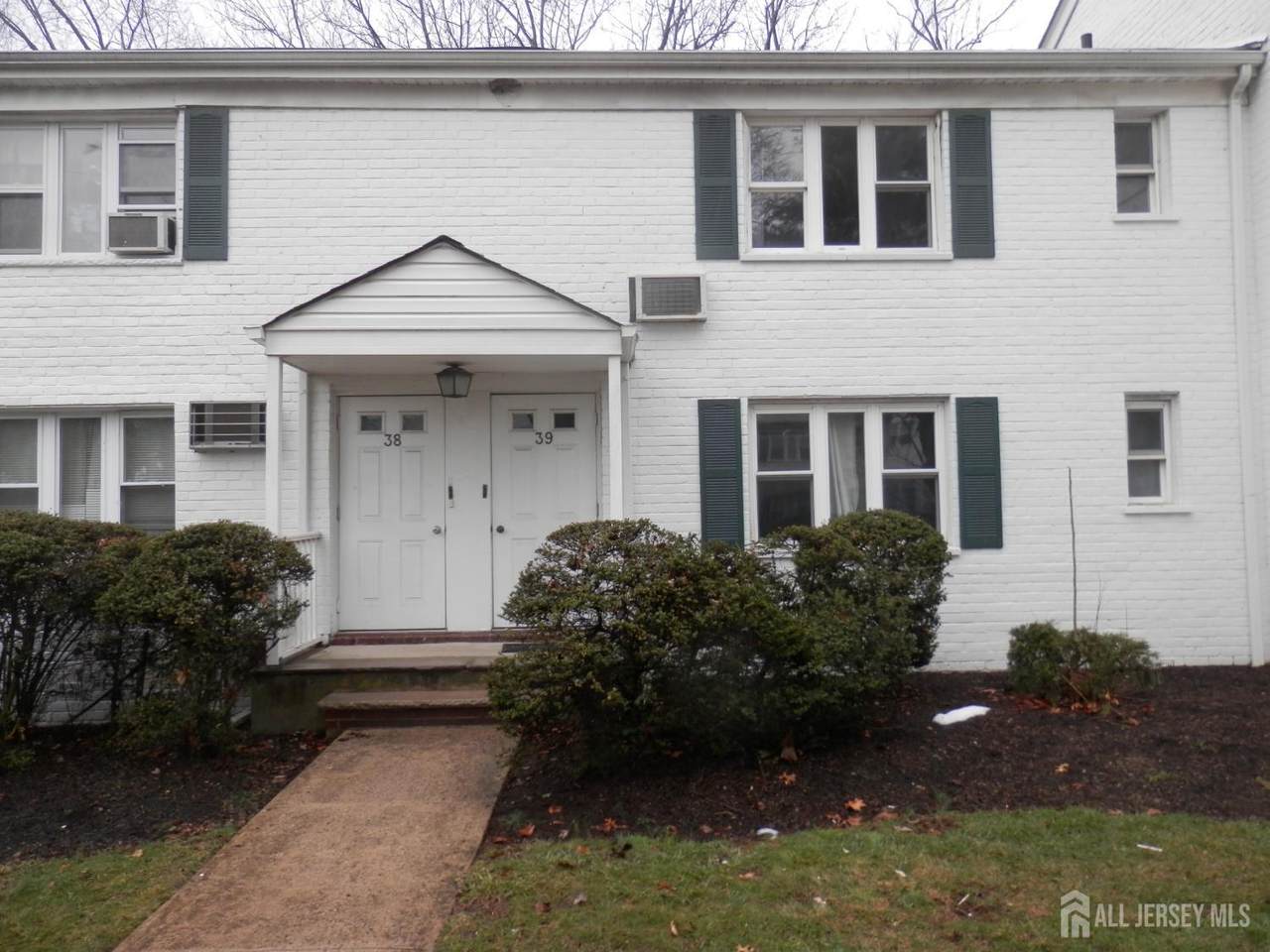 39 Garfield Park Road - Photo 1