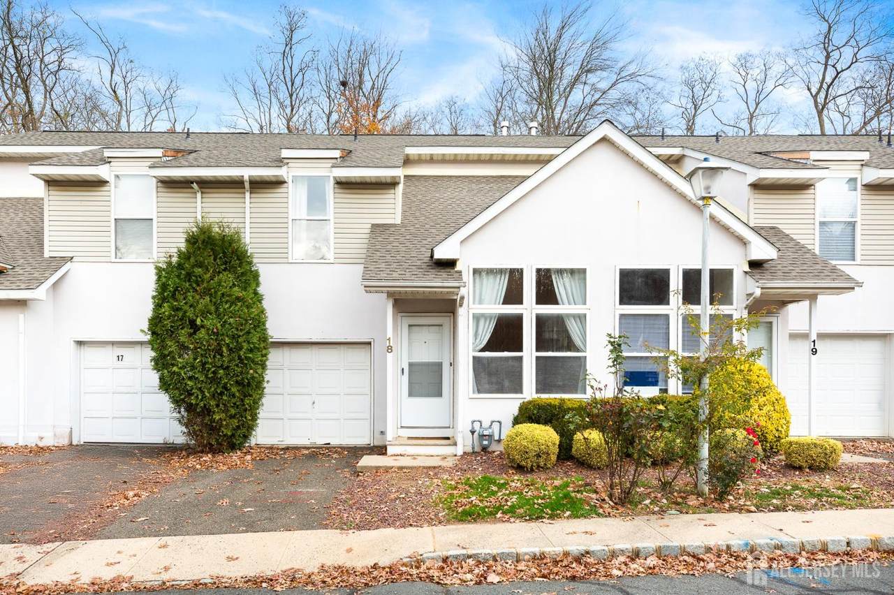 18 Parkside Drive - Photo 1