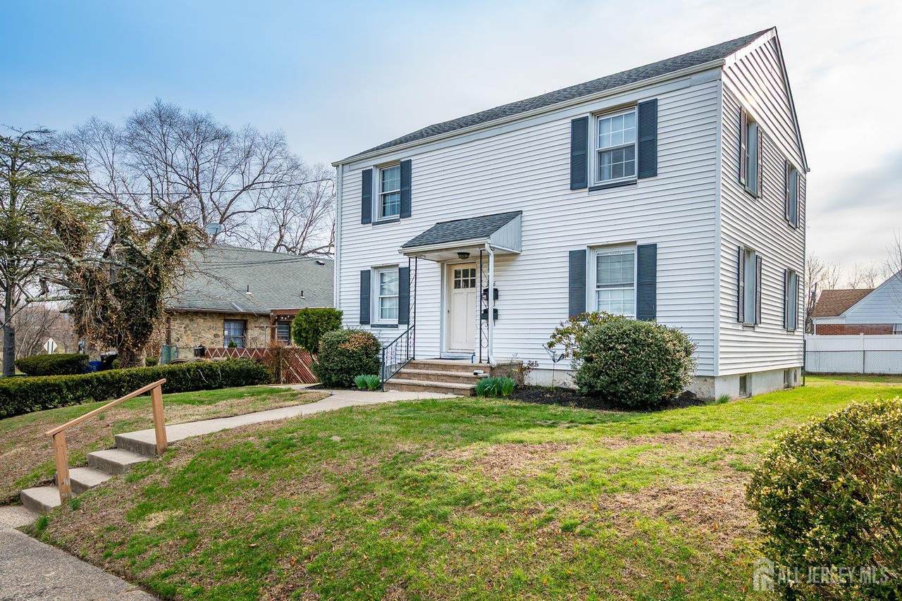 346 6th Avenue - Photo 1