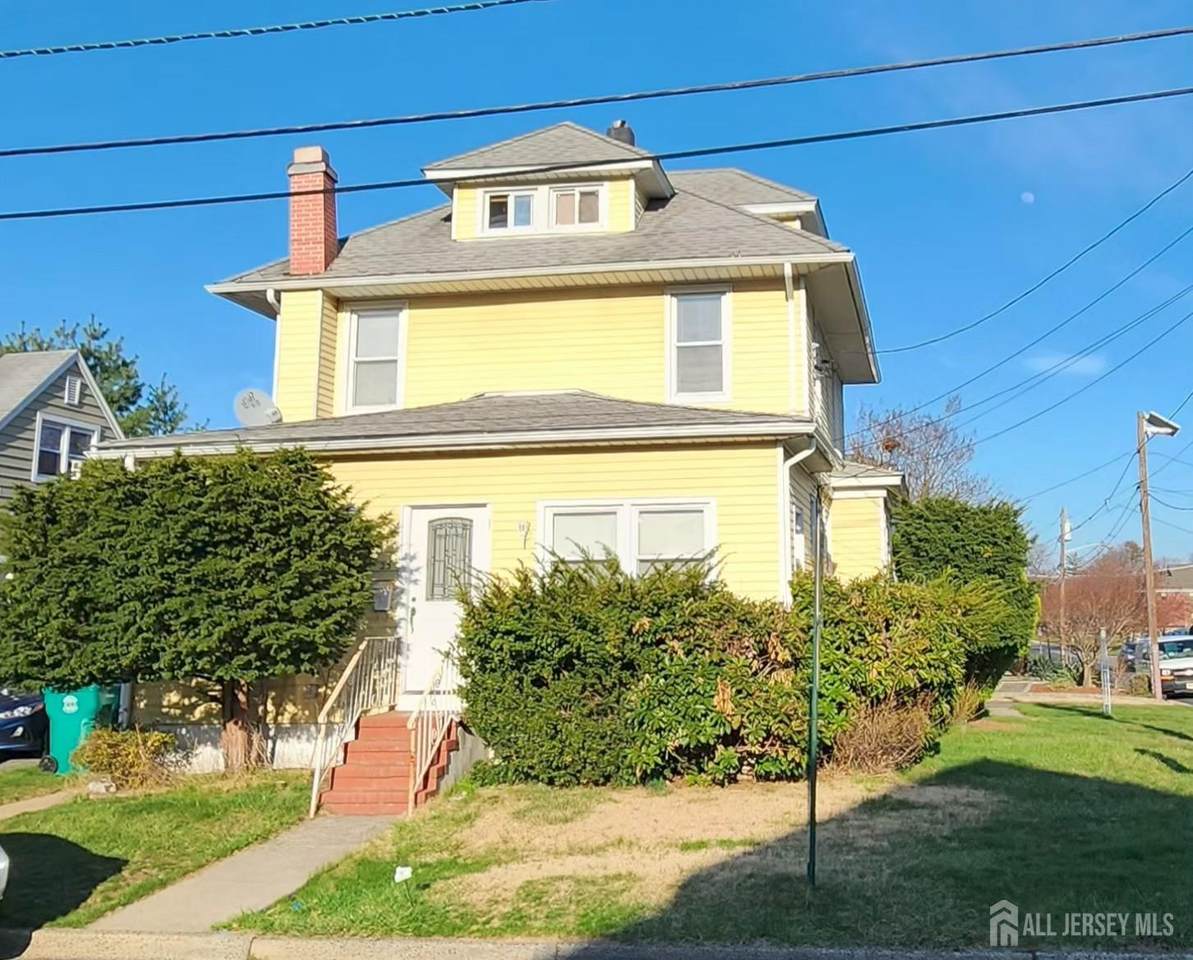 23 Russell Avenue - Photo 1