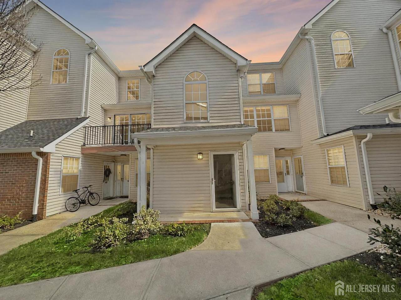 1212 Plymouth Road - Photo 1