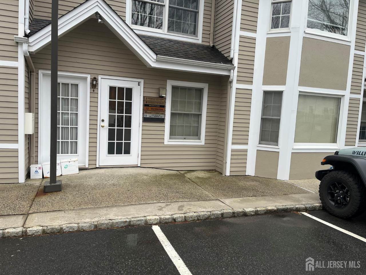5 Mountain Boulevard - Photo 1