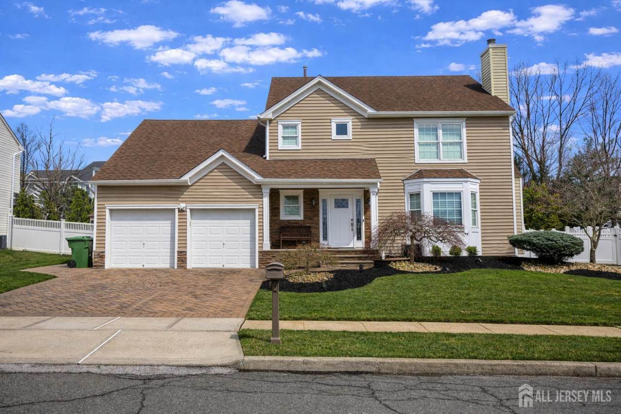 120 Bissett Street - Photo 1