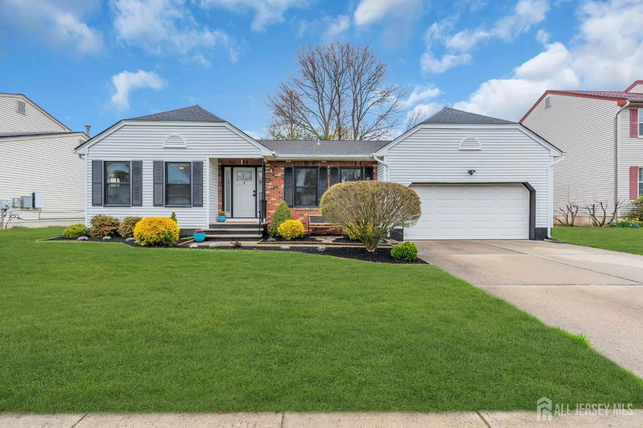 3 Lynn Court - Photo 1