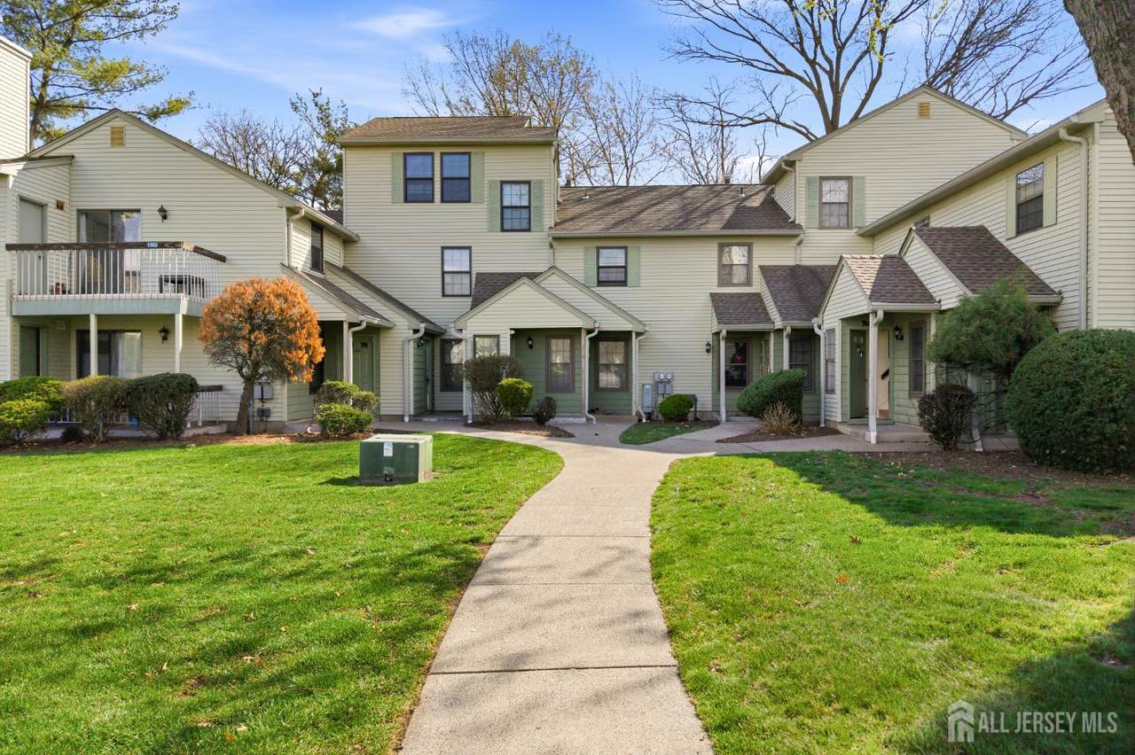 1507 Woodbridge Commons Way - Photo 1