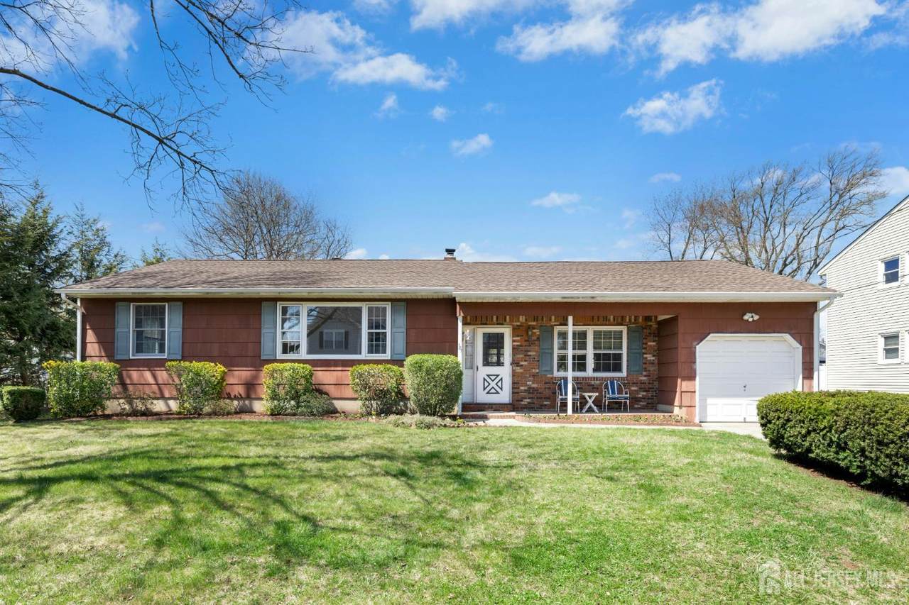 181 Demorest Avenue - Photo 1
