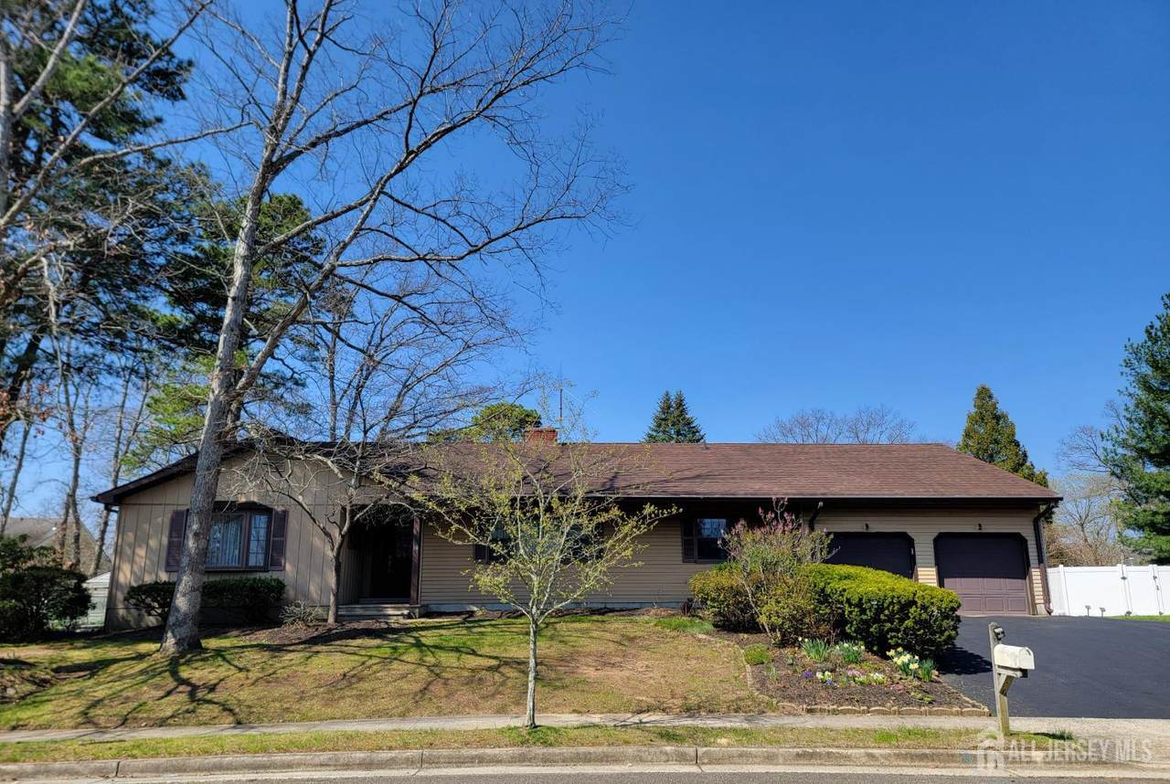 14 Perry Avenue - Photo 1