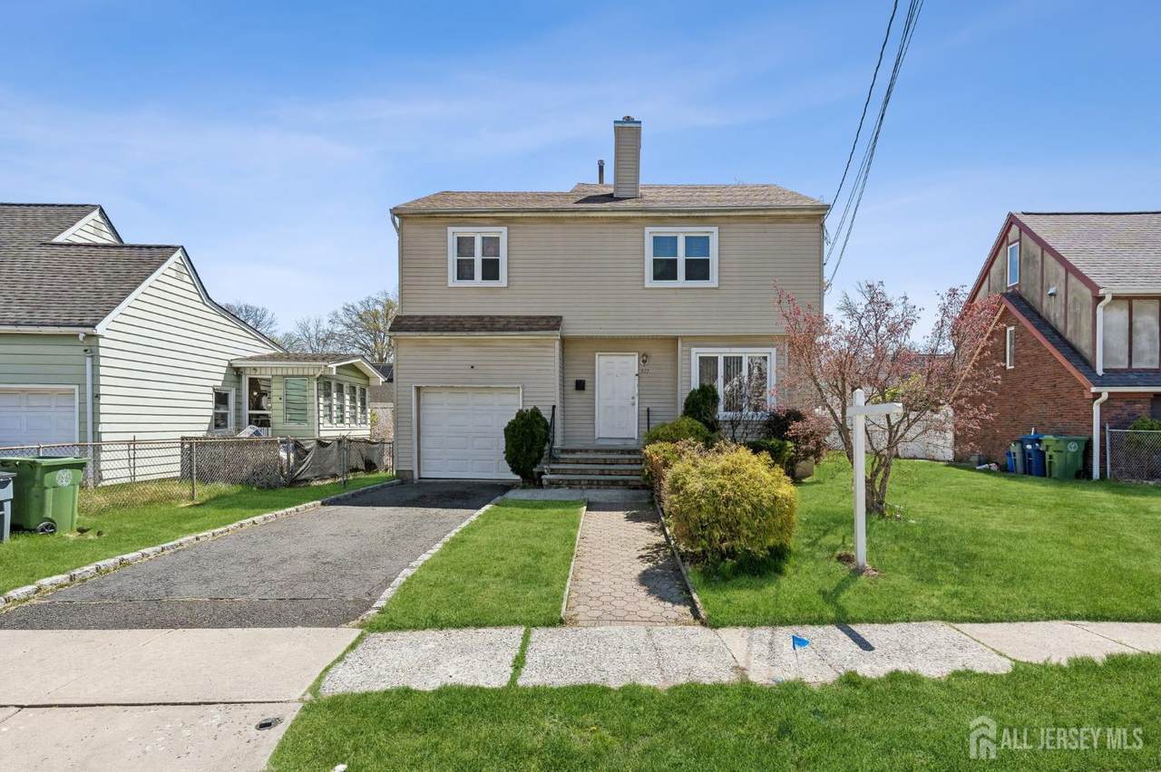 577 Berlant Avenue - Photo 1