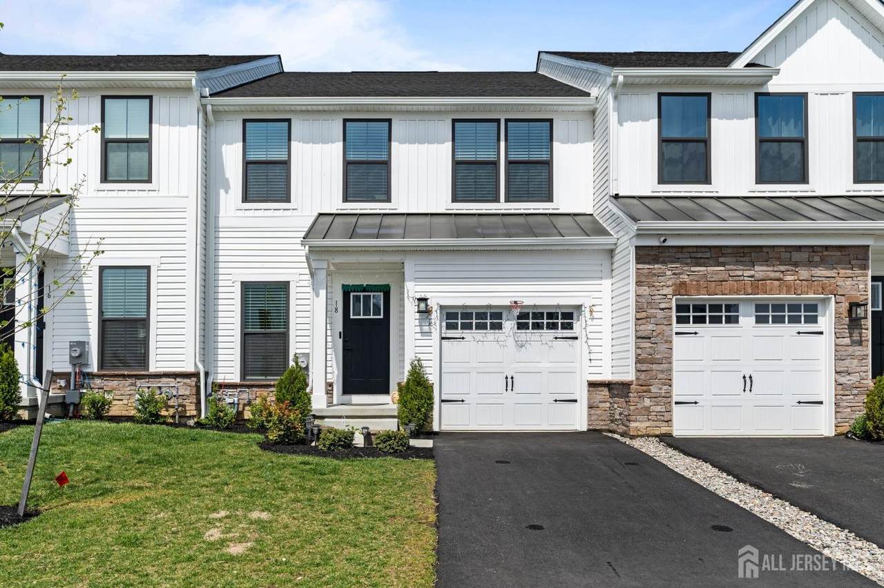 18 Rosemary Way - Photo 1