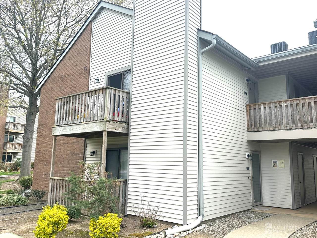 4901 Ravens Crest Drive - Photo 1