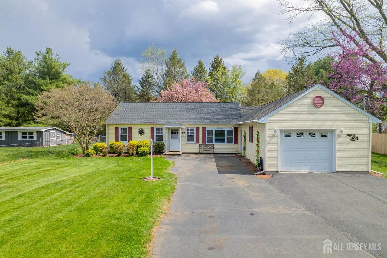 65 Griggs Drive - Photo 1