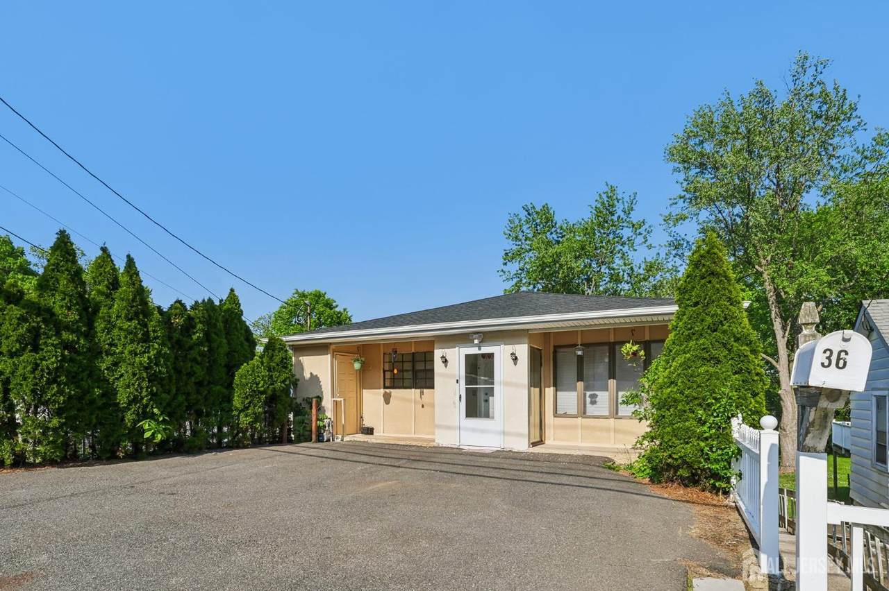36 Henry Street - Photo 1