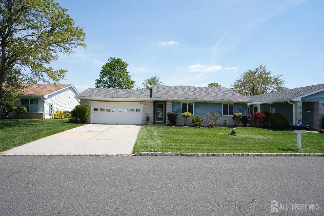 535 Ardmore Road - Photo 1