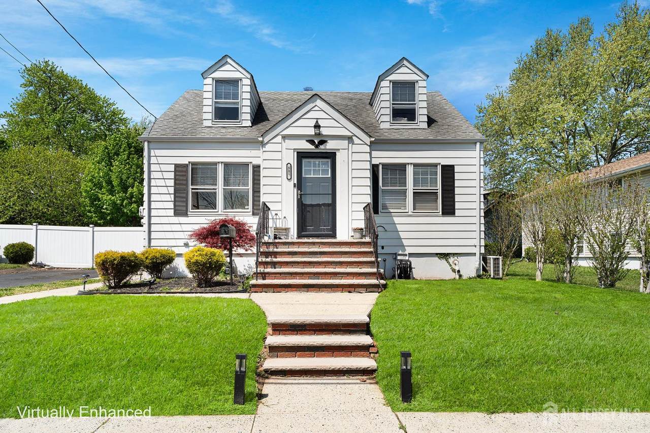 585 Bamford Avenue - Photo 1
