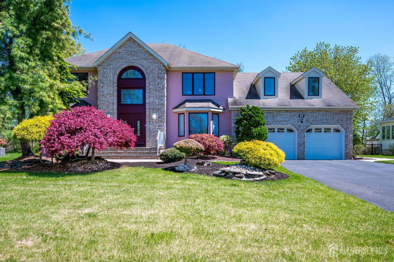 37 Jernee Drive - Photo 1