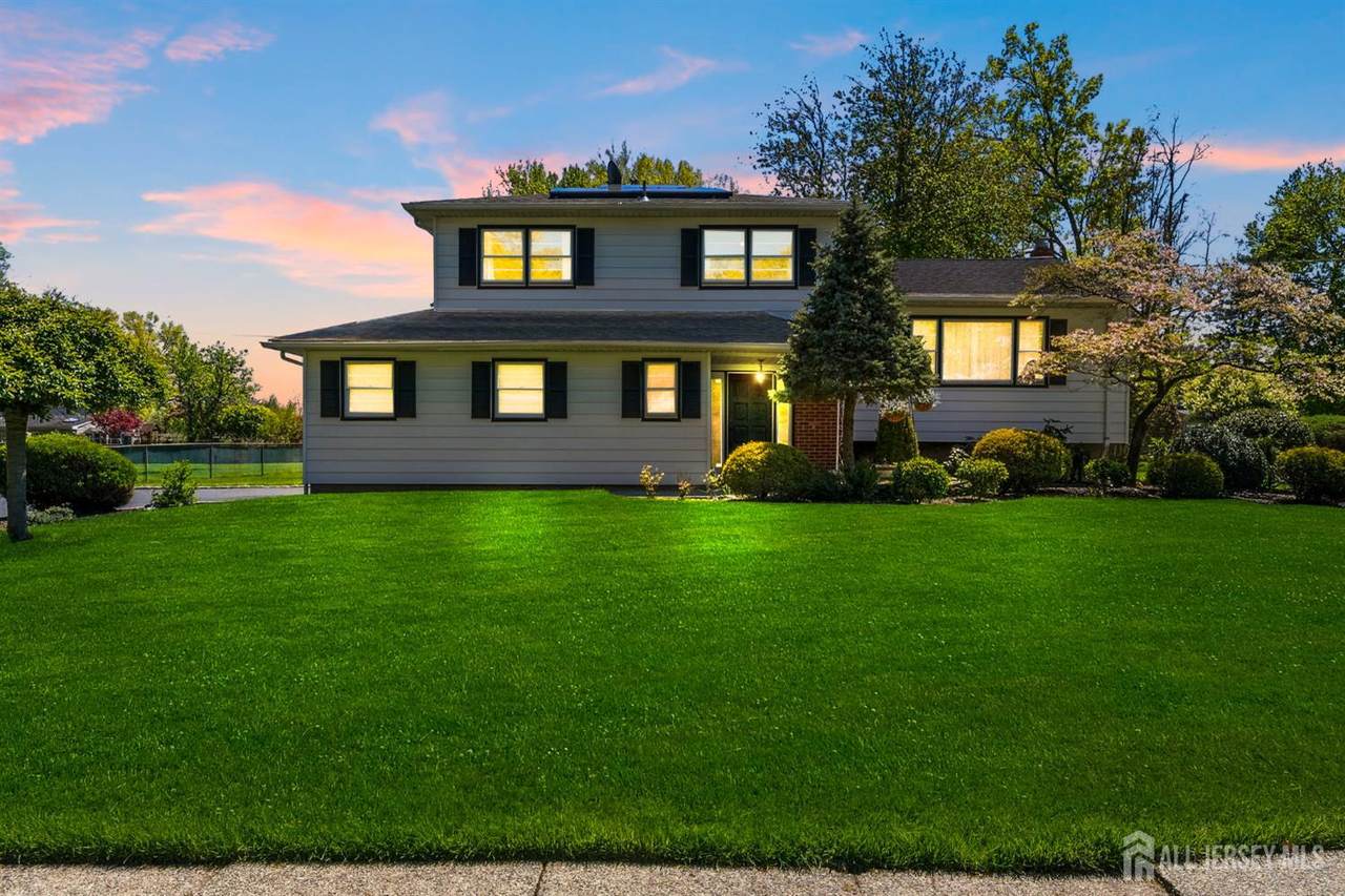 34 Ventnor Drive - Photo 1