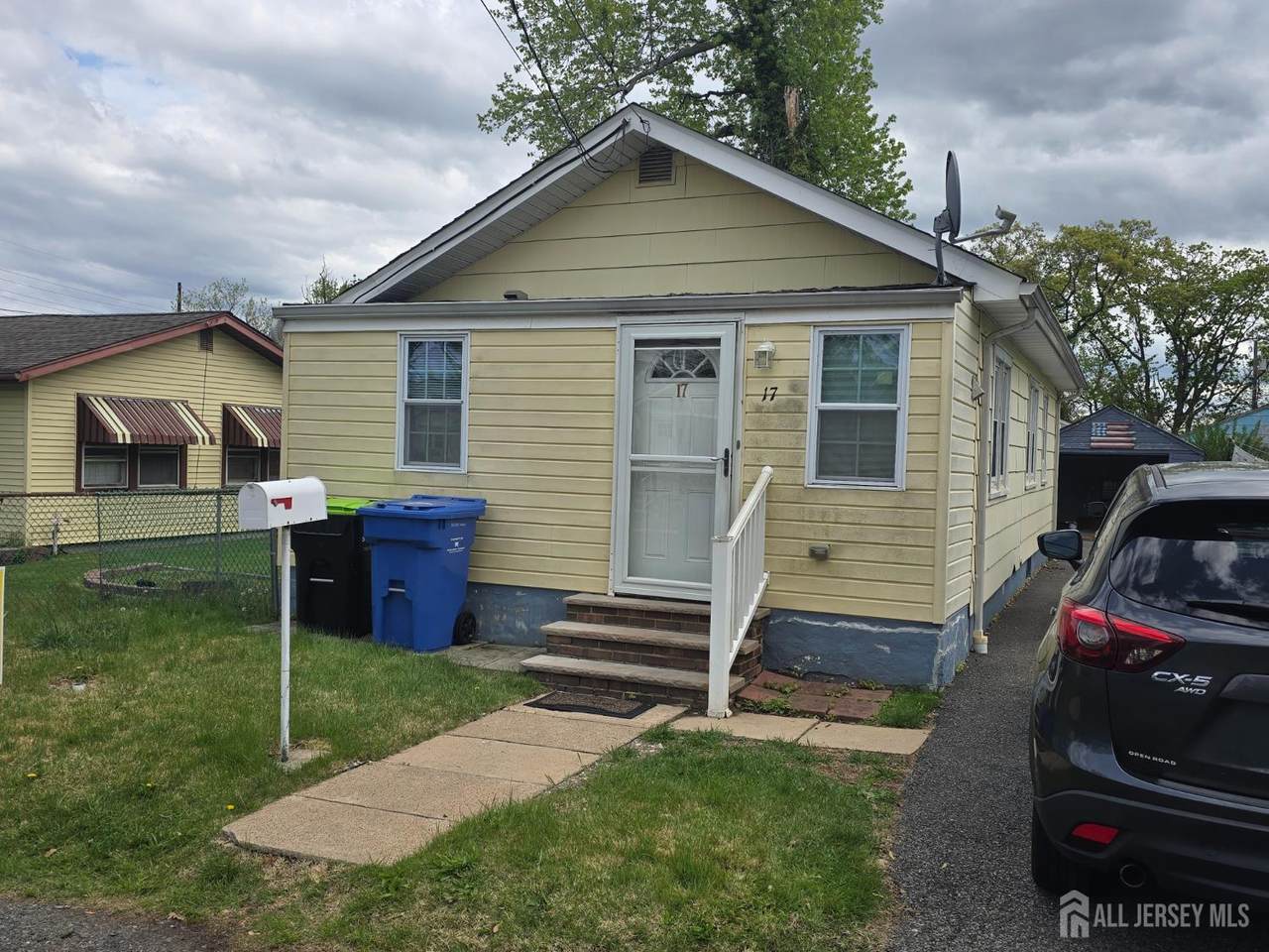17 Birchwood Drive - Photo 1