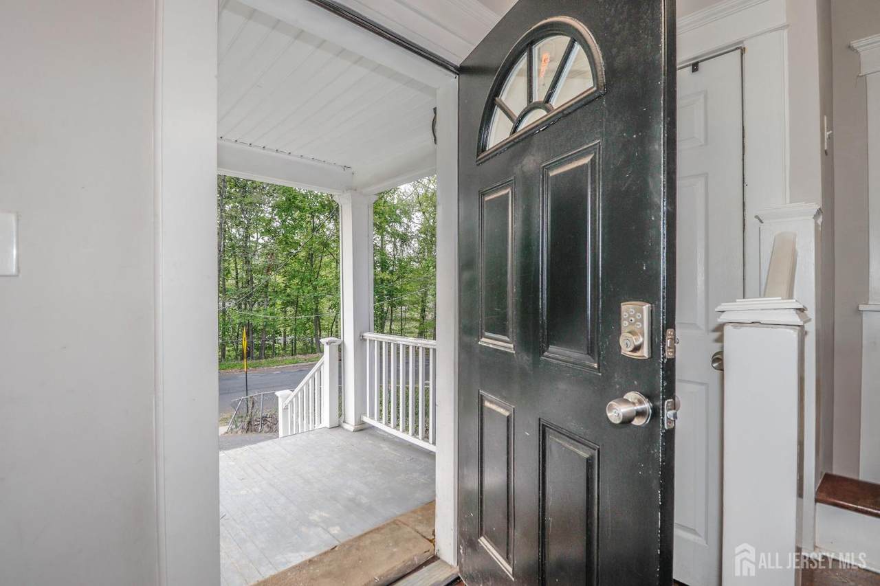 939 Myrtle Avenue - Photo 1