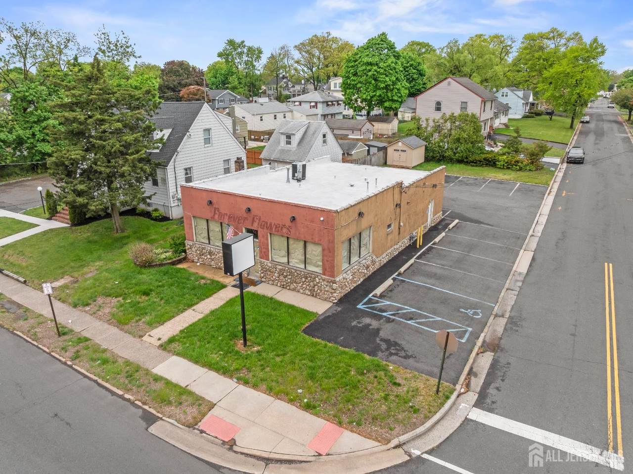 136 Stelton Road - Photo 1