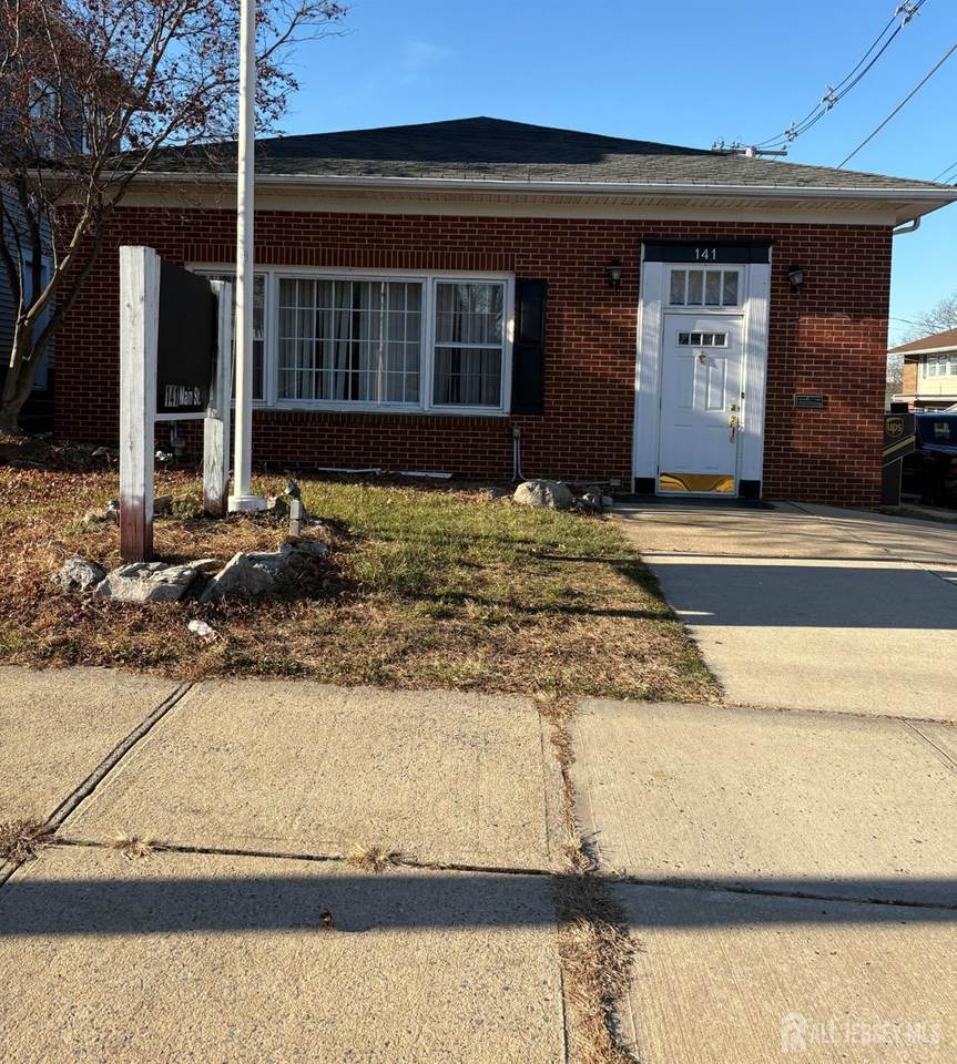 141 Main Street - Photo 1
