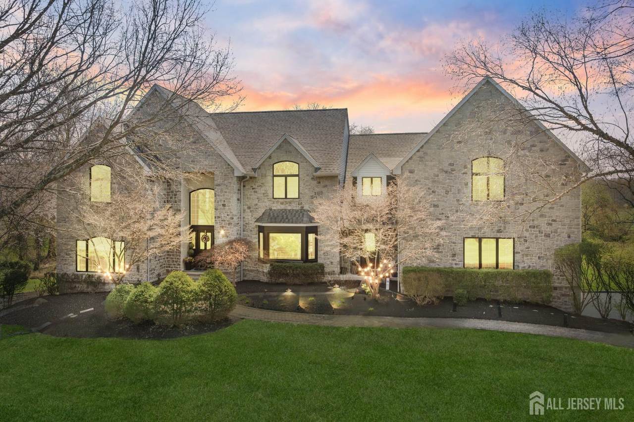 25 Carsdale Court - Photo 1