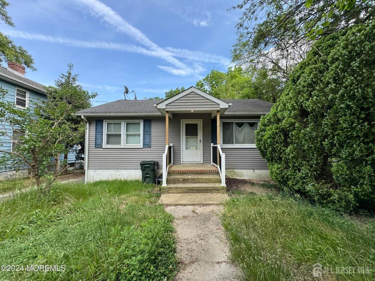 42 5th Street - Photo 1