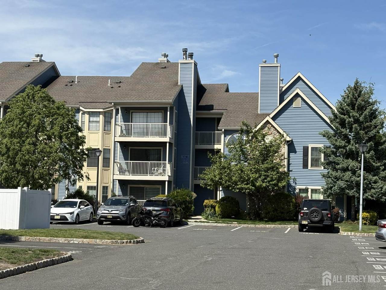 316 Cozzens Court - Photo 1
