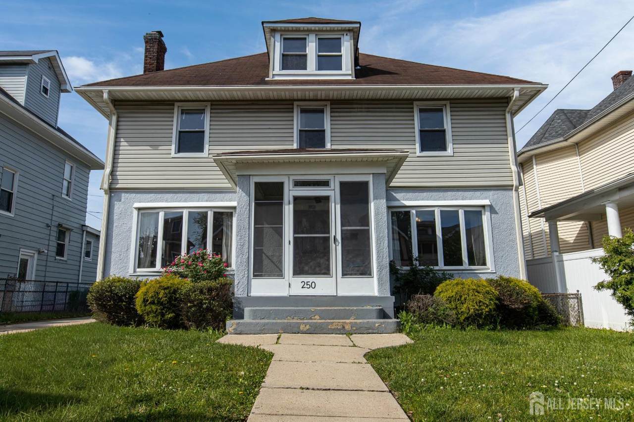 250 Powers Street - Photo 1