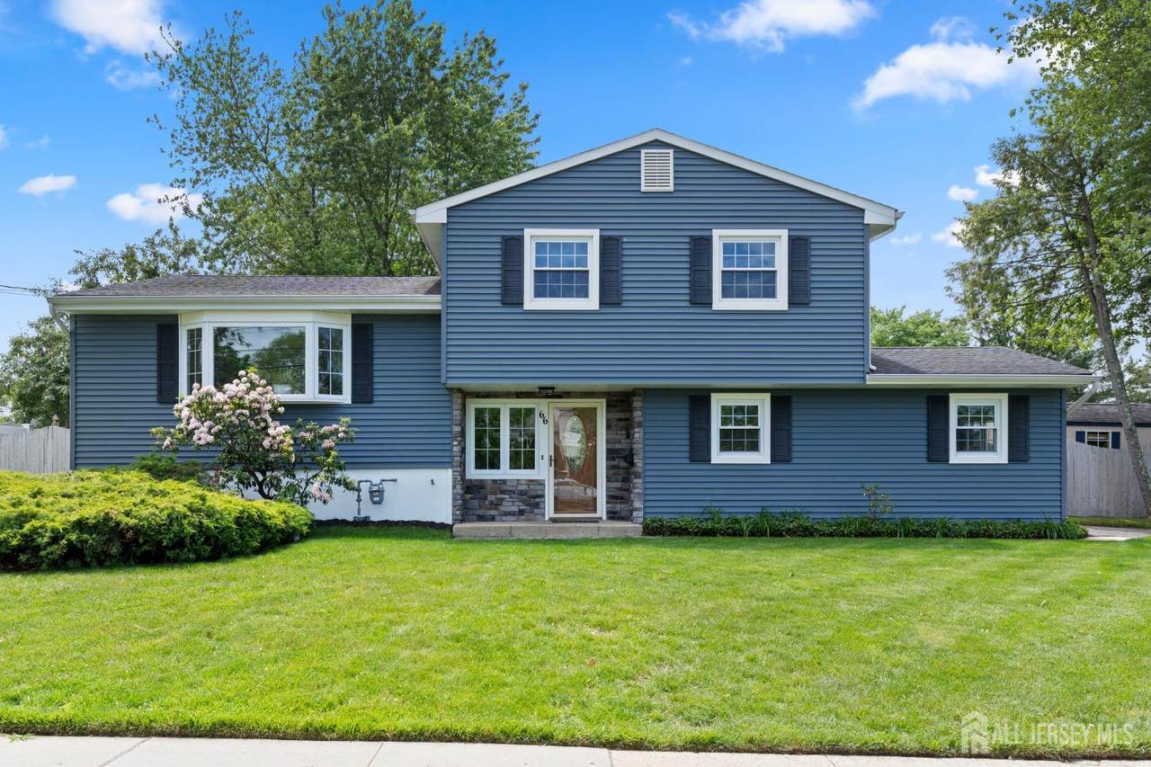 66 Creighton Circle - Photo 1