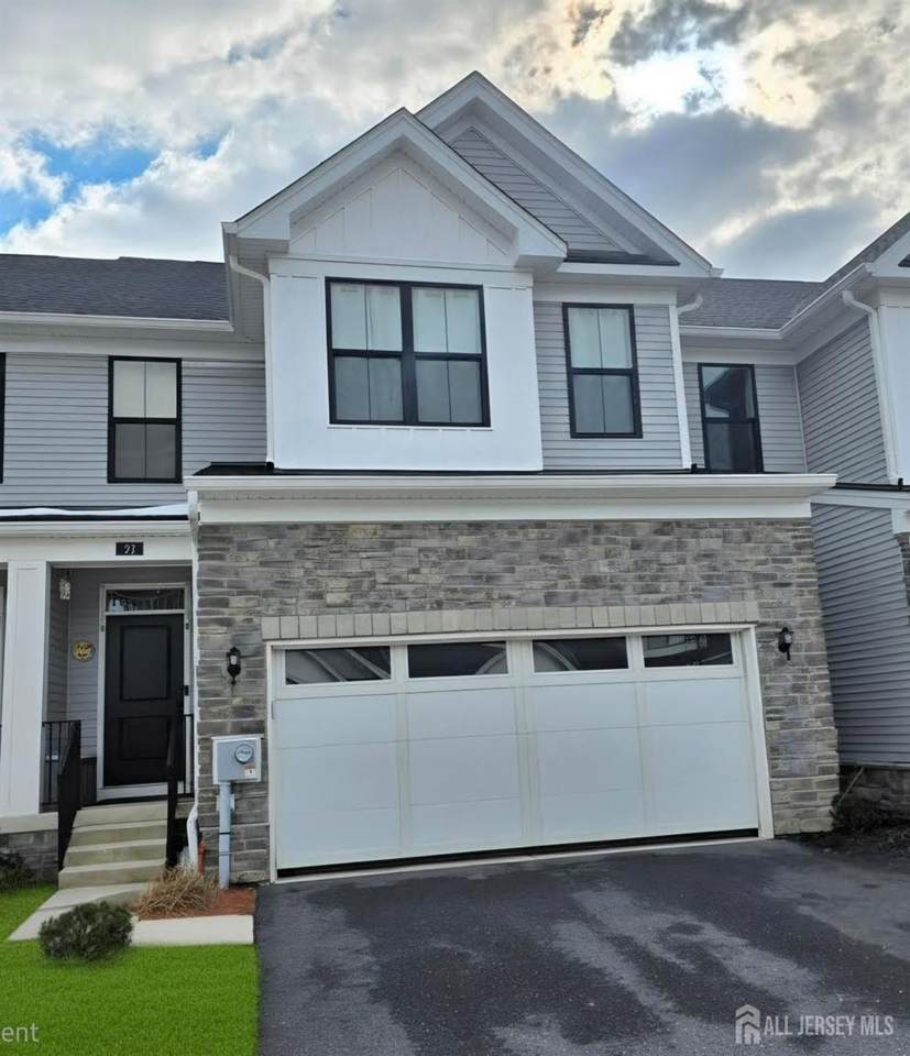 27 Wisteria Court - Photo 1