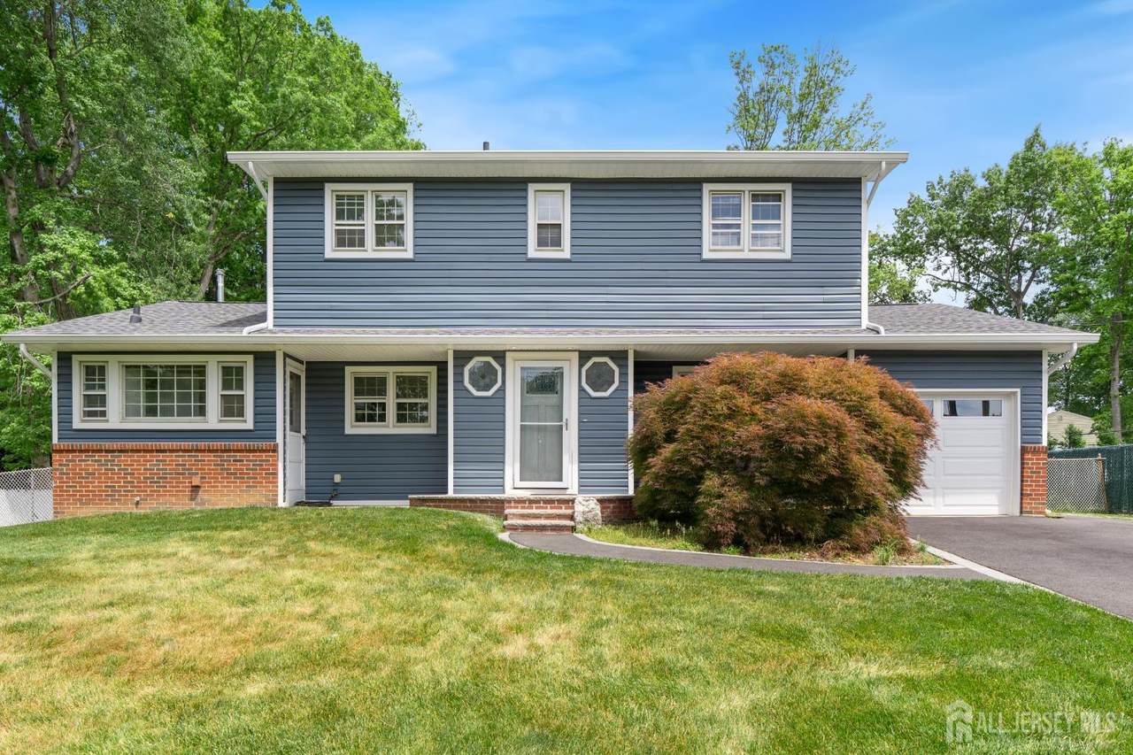 38 Valley Vale Drive - Photo 1