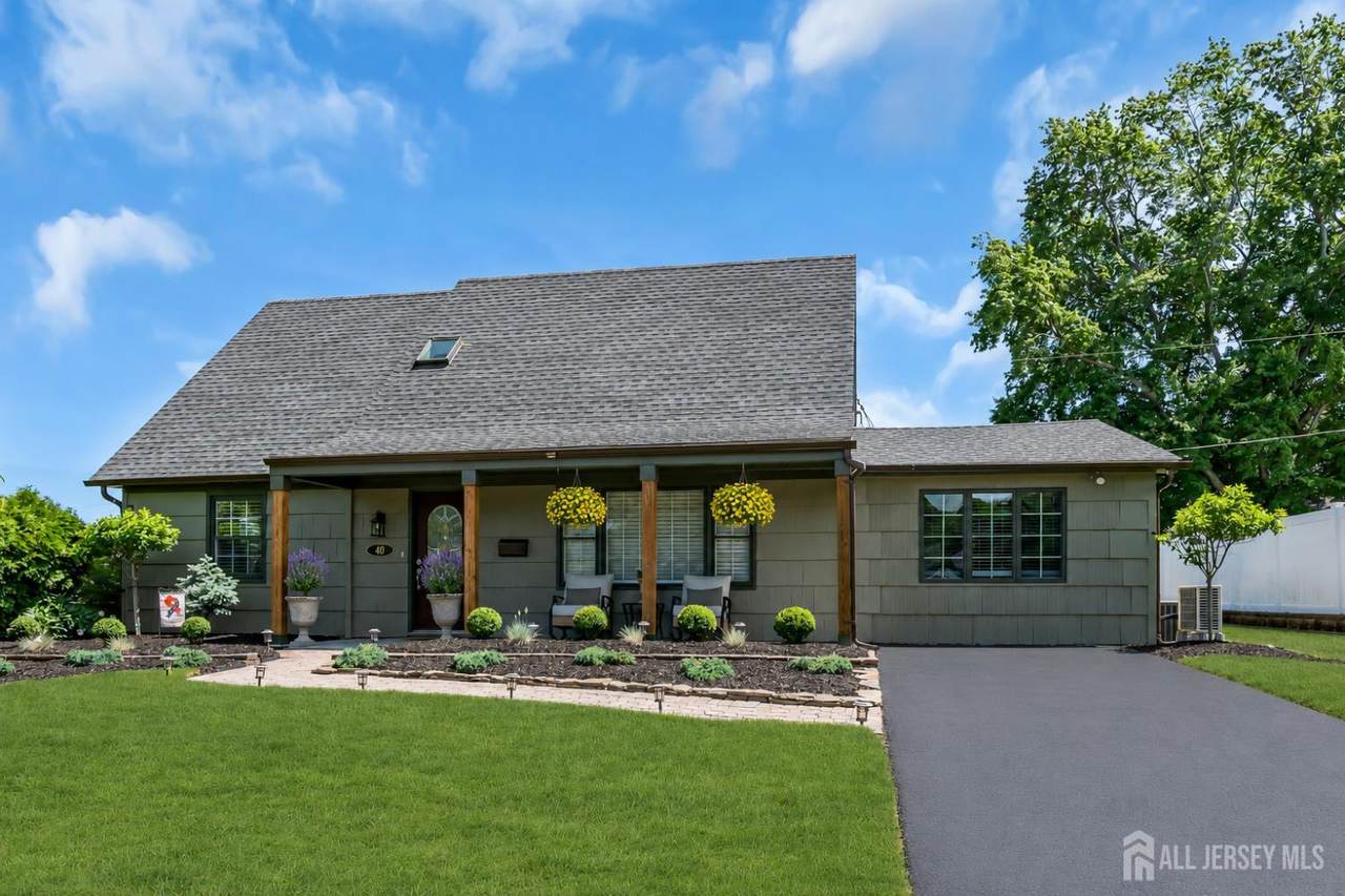 40 Icemeadow Lane - Photo 1