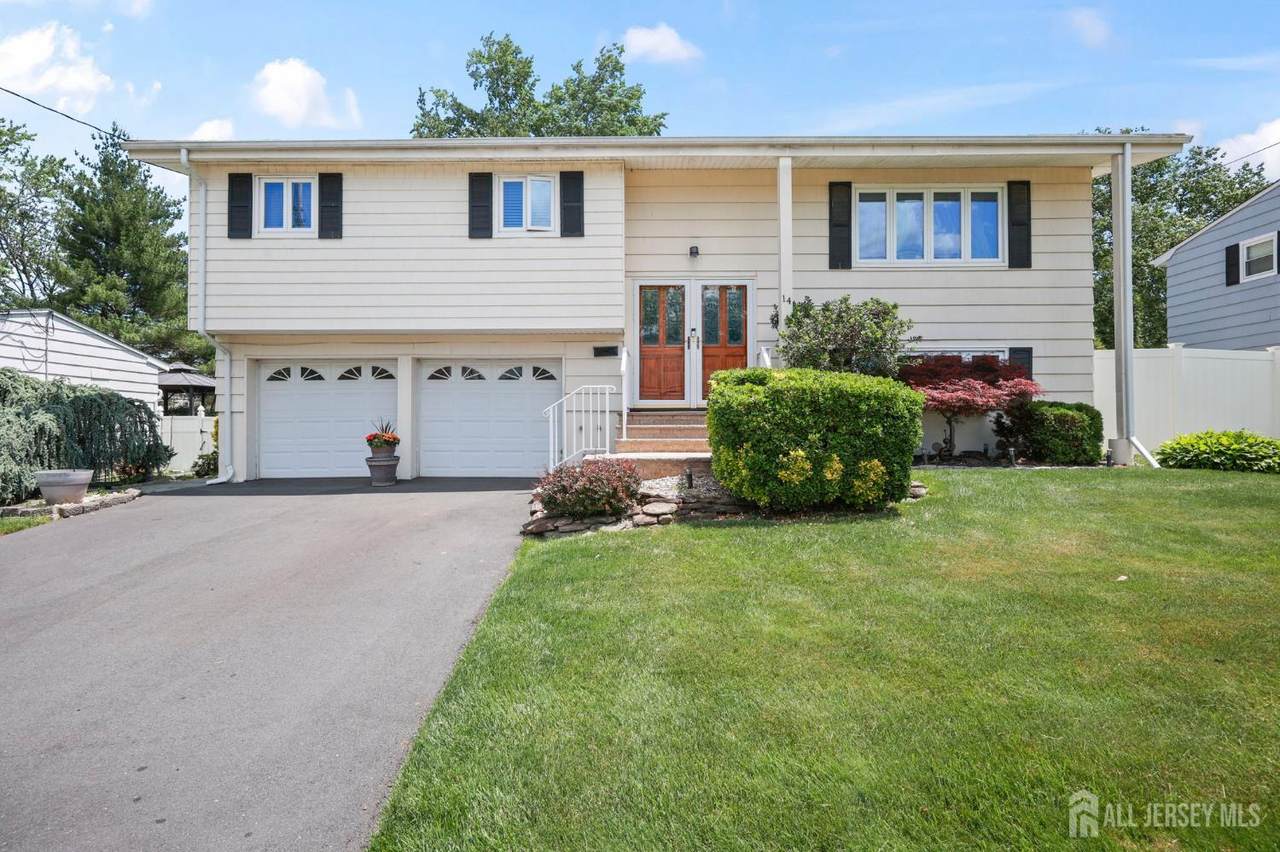 14 Heather Drive - Photo 1