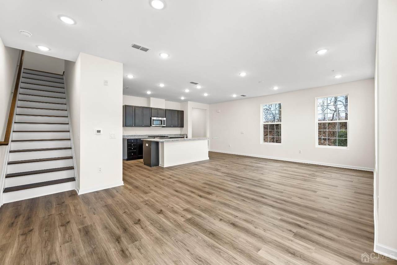 86 Depot Way - Photo 1