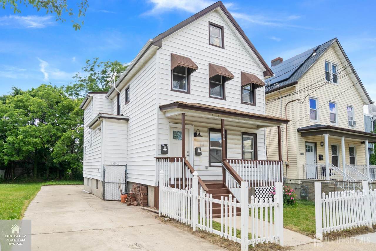 1648 Essex Street - Photo 1