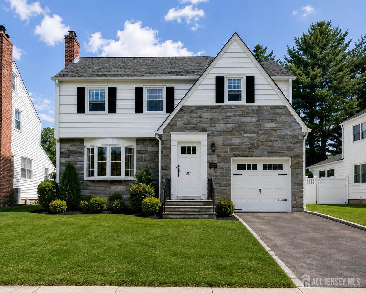 351 Cambridge Drive - Photo 1