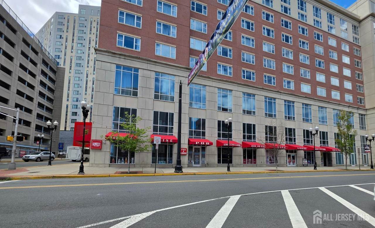 302 George Street - Photo 1
