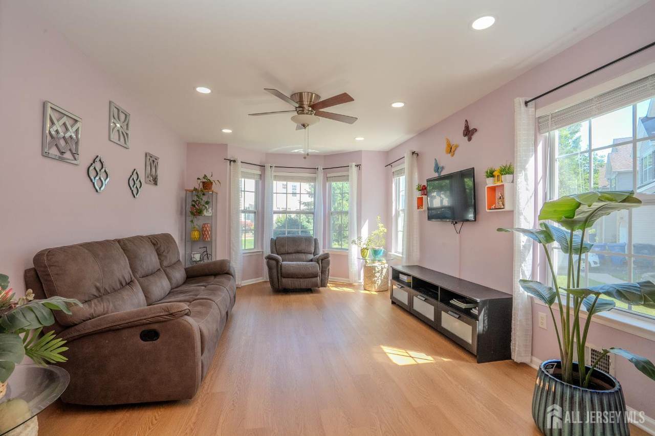 https://bt-photos.global.ssl.fastly.net/middlesexnj/1280_boomver_1_2617326R-2.jpg