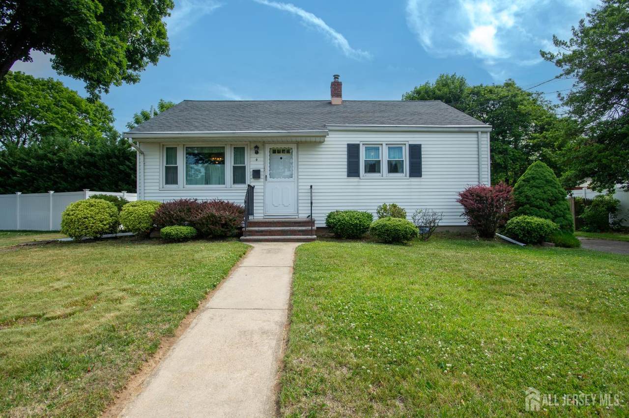 4 Madeline Avenue - Photo 1