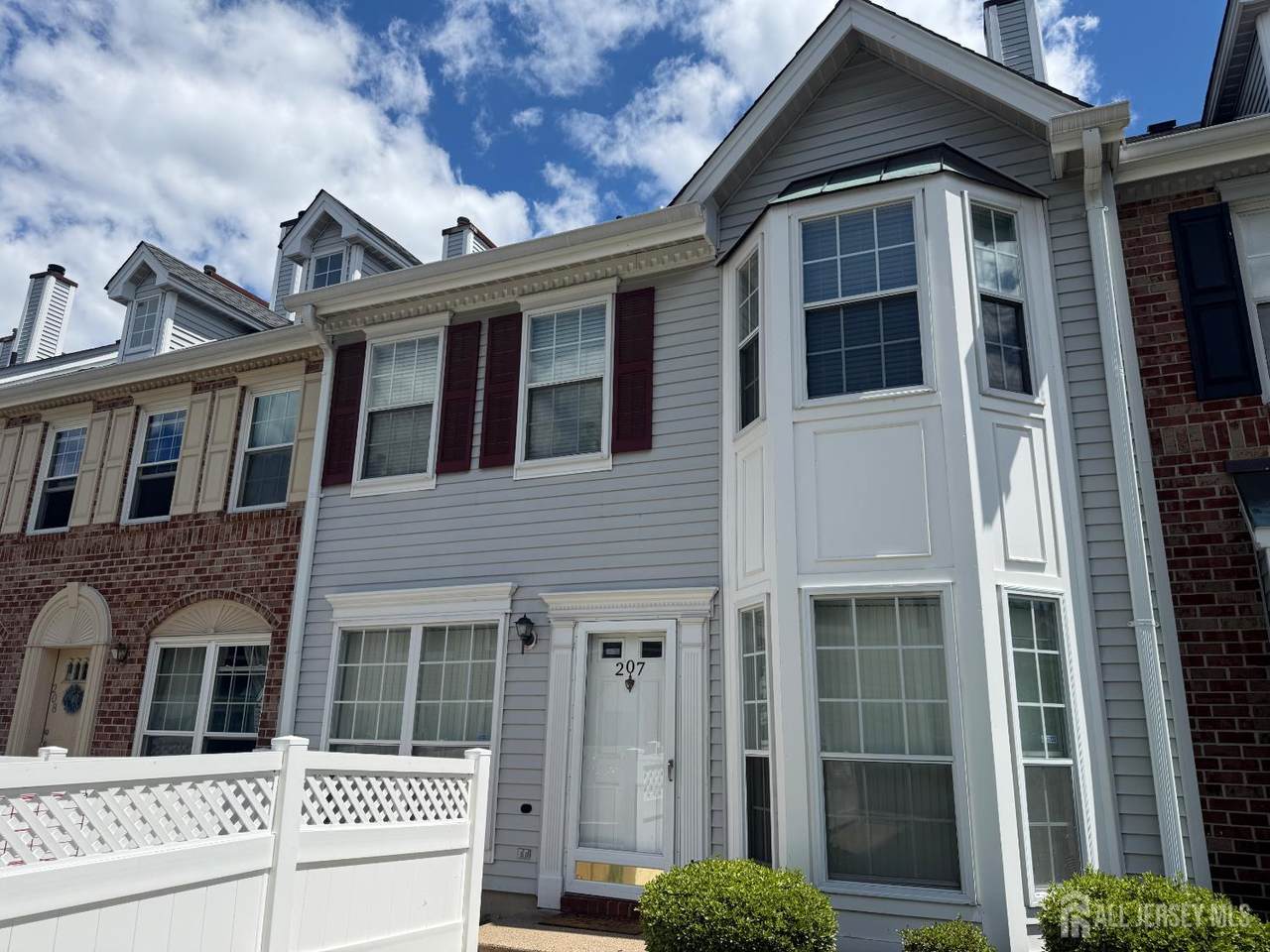 207 Darwin Lane - Photo 1