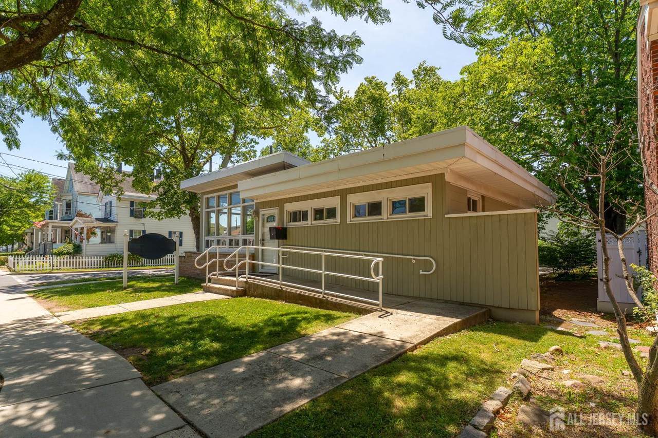 283 Washington Avenue - Photo 1
