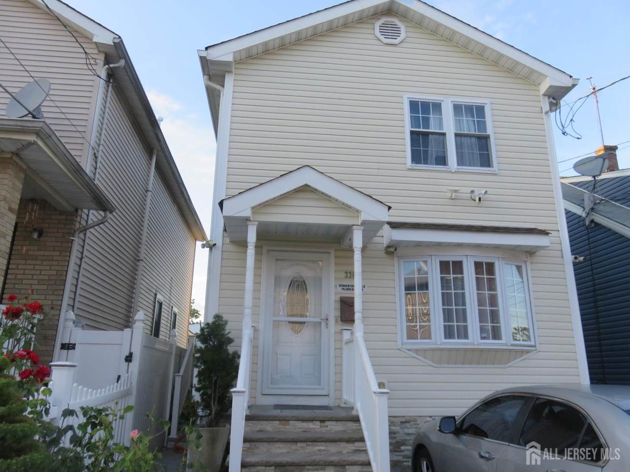 336 Sutton Street - Photo 1