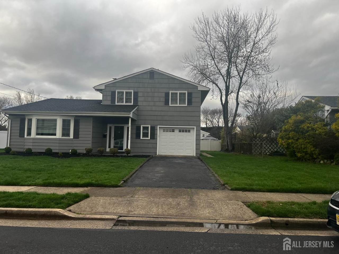 43 Lydia Lane - Photo 1