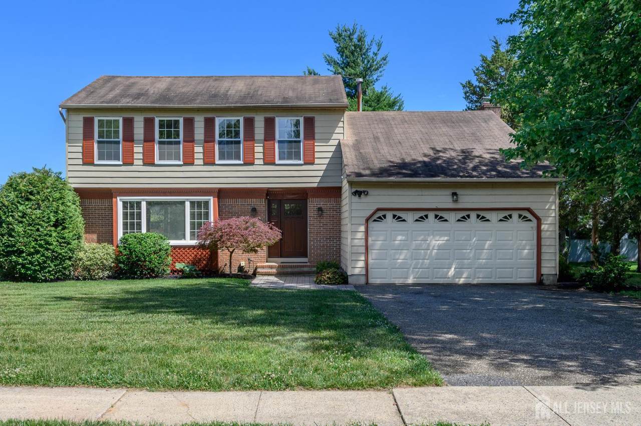 133 Hickory Road - Photo 1