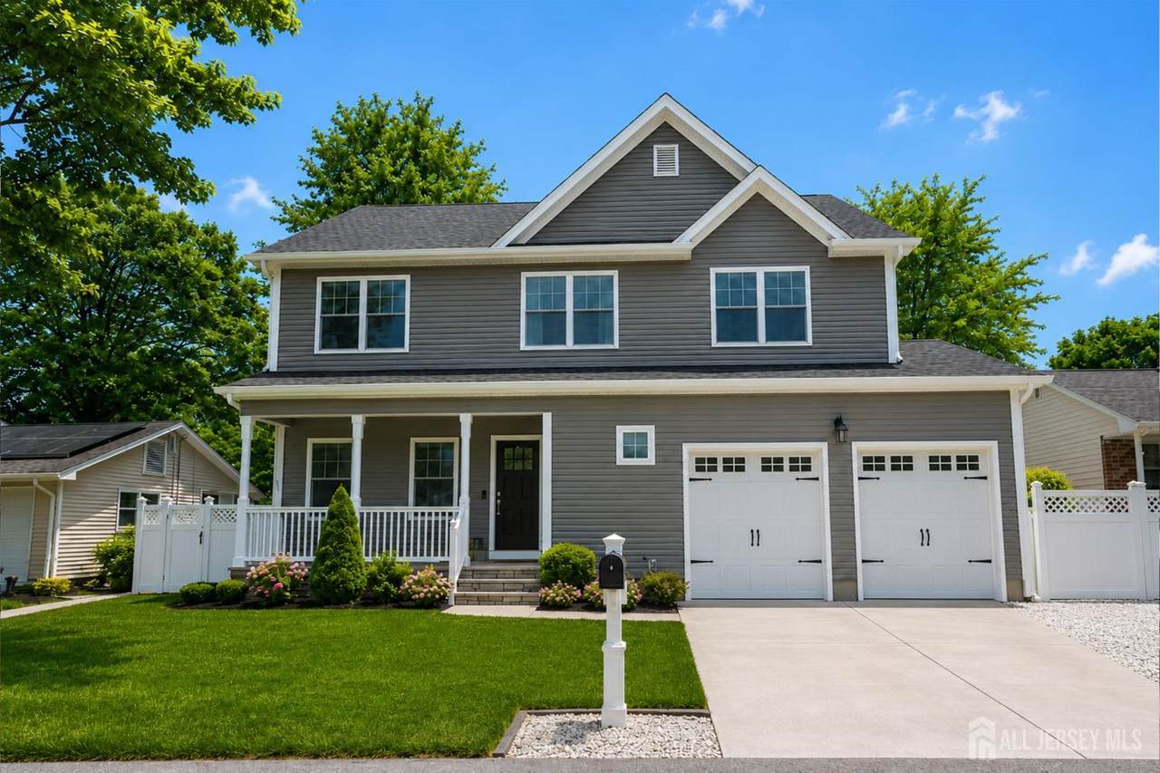 741 Beach Avenue - Photo 1