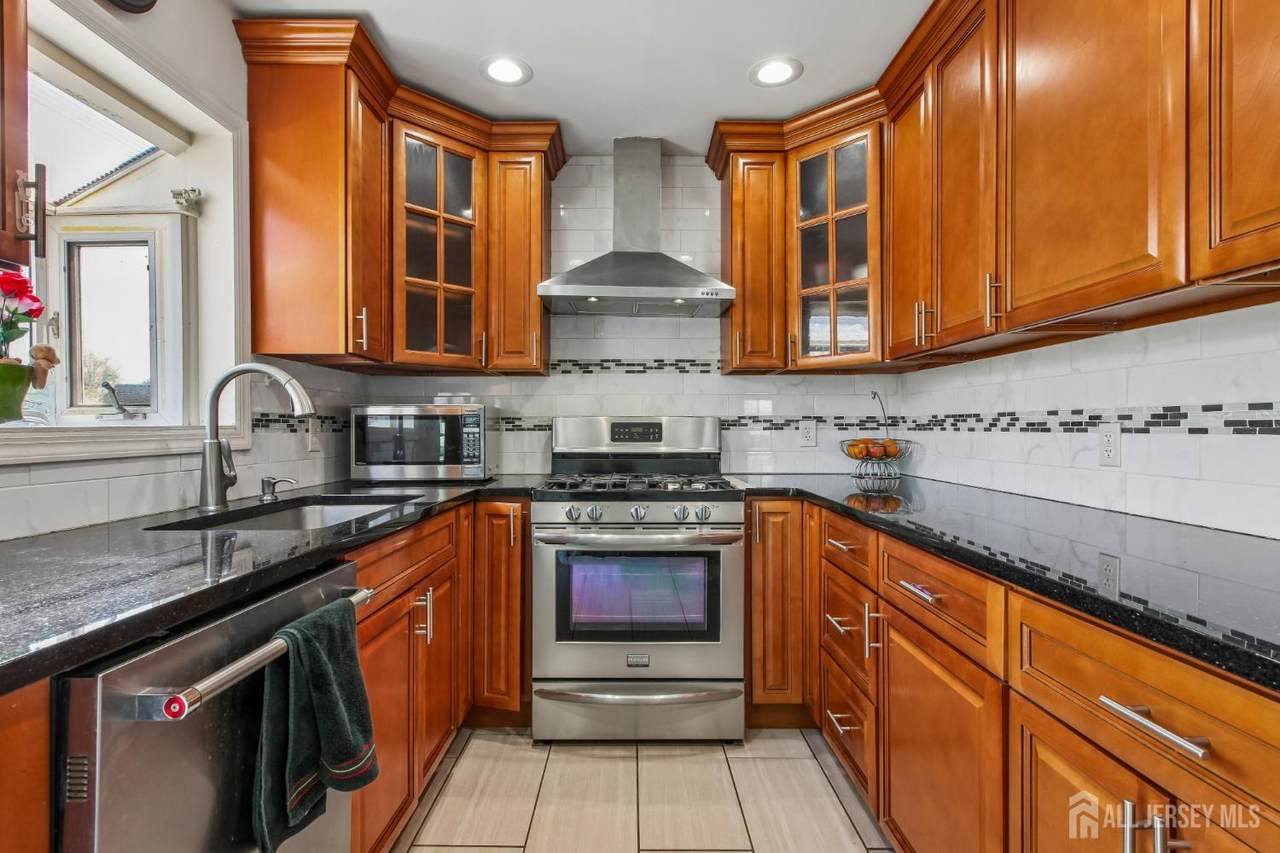 33 Adams St Street - Photo 1