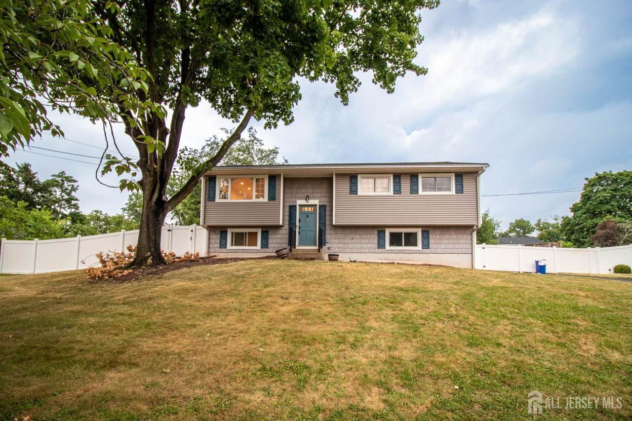 343 Perrine Avenue - Photo 1