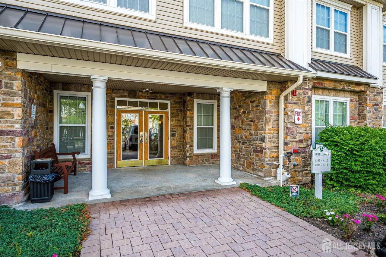 4110 Cedar Village Boulevard - Photo 1